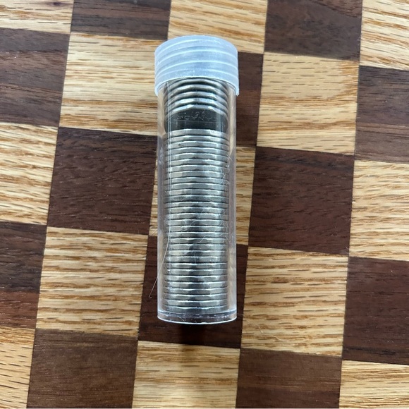 Canadian 5 Cent Beaver 🦫 Nickel Bundle - 1 Roll = 40 coins - Picture 10 of 11